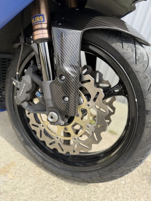 Suzuki GSXR 1000 k8