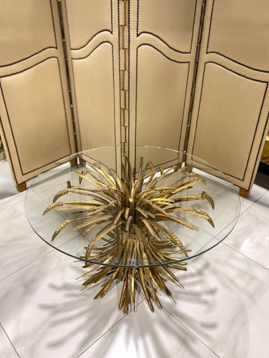 Luksusowy stolik Eichholtz w stylu Coco Chanel