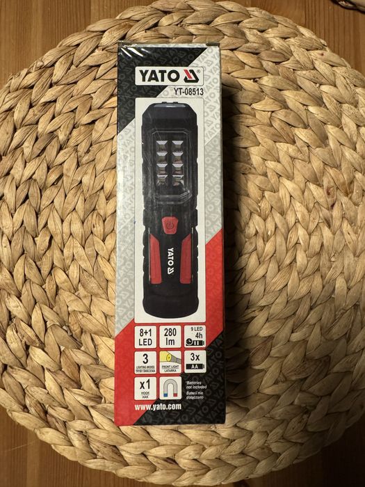 Latarka LED Yato warsztatowa
