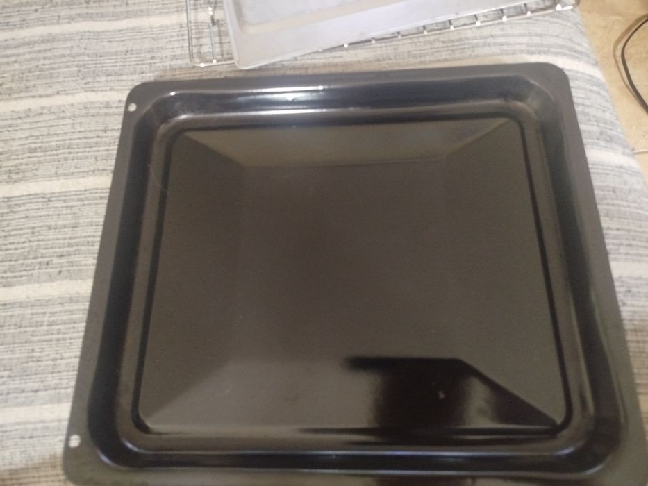 Forno elétrico pequeno