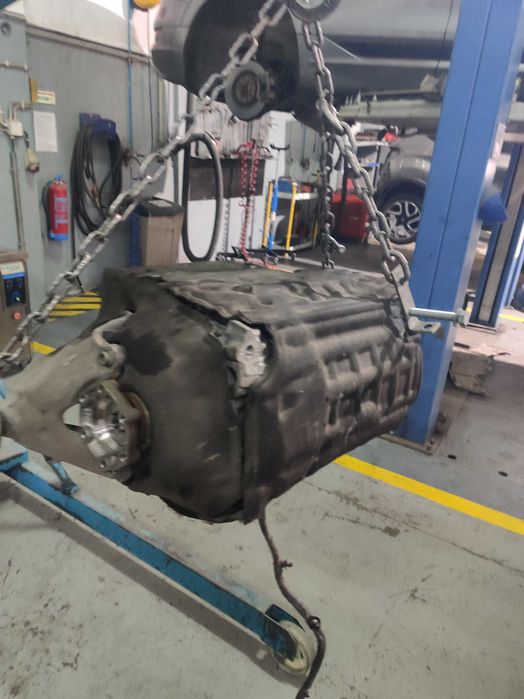 Reparação motores elétricos, Audi e-tron Tesla etc...