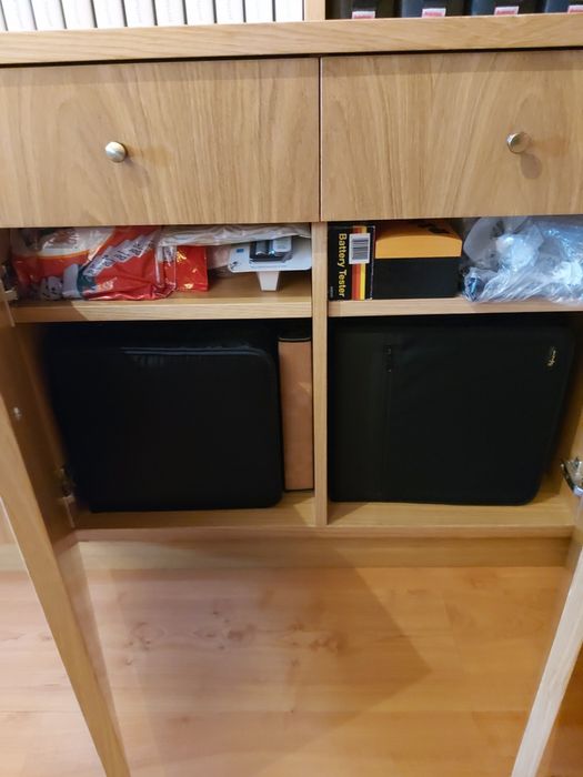 Grande estante em carvalho