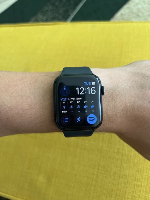 Apple Watch SE Gen. 2 44 mm