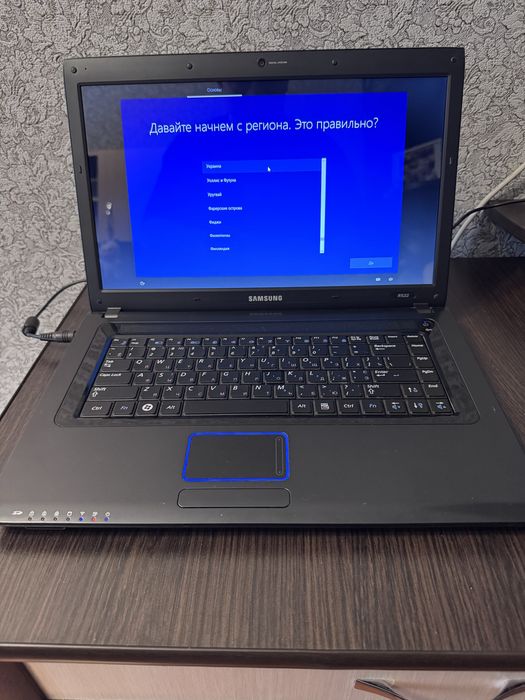 Ноутбук Samsung R522