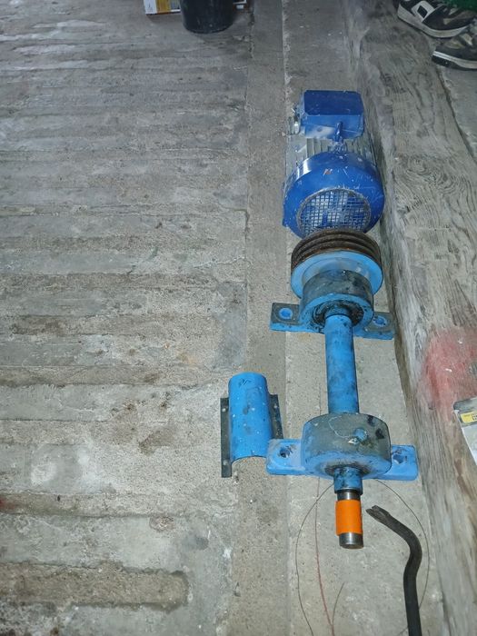 Silnik 4kw mało używany