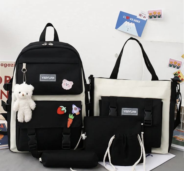 Шкільний рюкзак 1+4, новенький ціна вказана за комплект