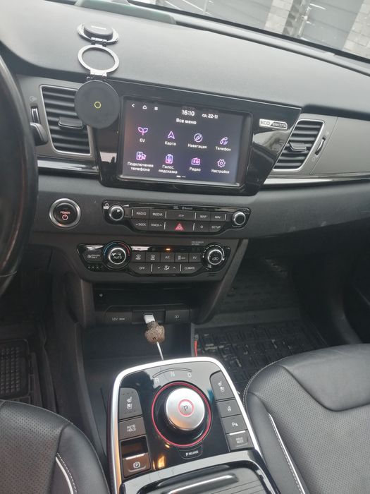 продам кіа Eniro