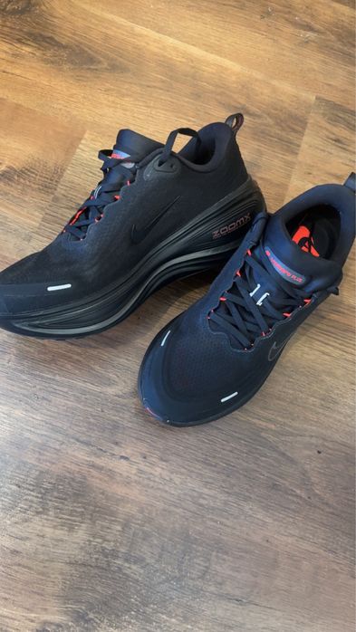 Nike Vomero Plus