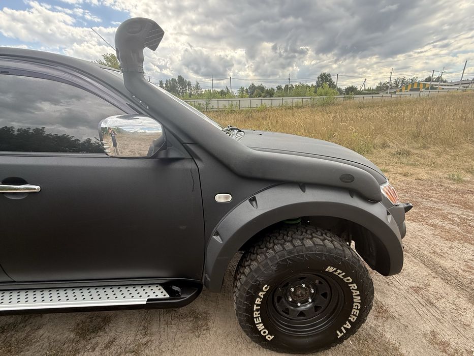 Продам Мітцубісі Л200