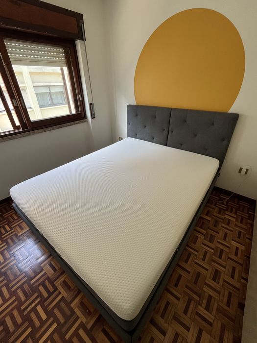 Cama Emma + Colchão Emma Original 160x200 | Estado Impecável