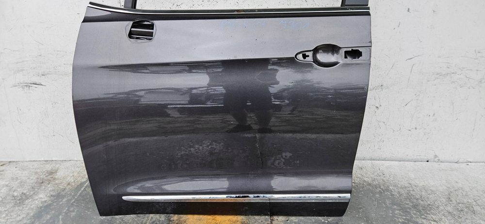 Chrysler Pacifica 2 II 17- Drzwi przednie przód lewe kierowcy KOLUMB Jasienica
