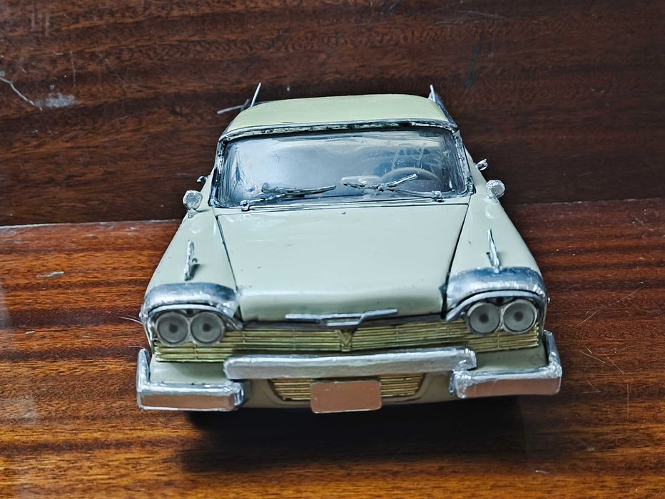 Модель Plymouth Fury 1958 1/18 Motormax