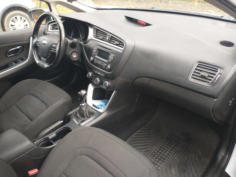 KIA CEED 1,4 BENZYNA 2017r 76 tys km stan bdb