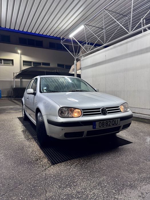 Volkswagen Golf IV 1.4 16V - 2001
