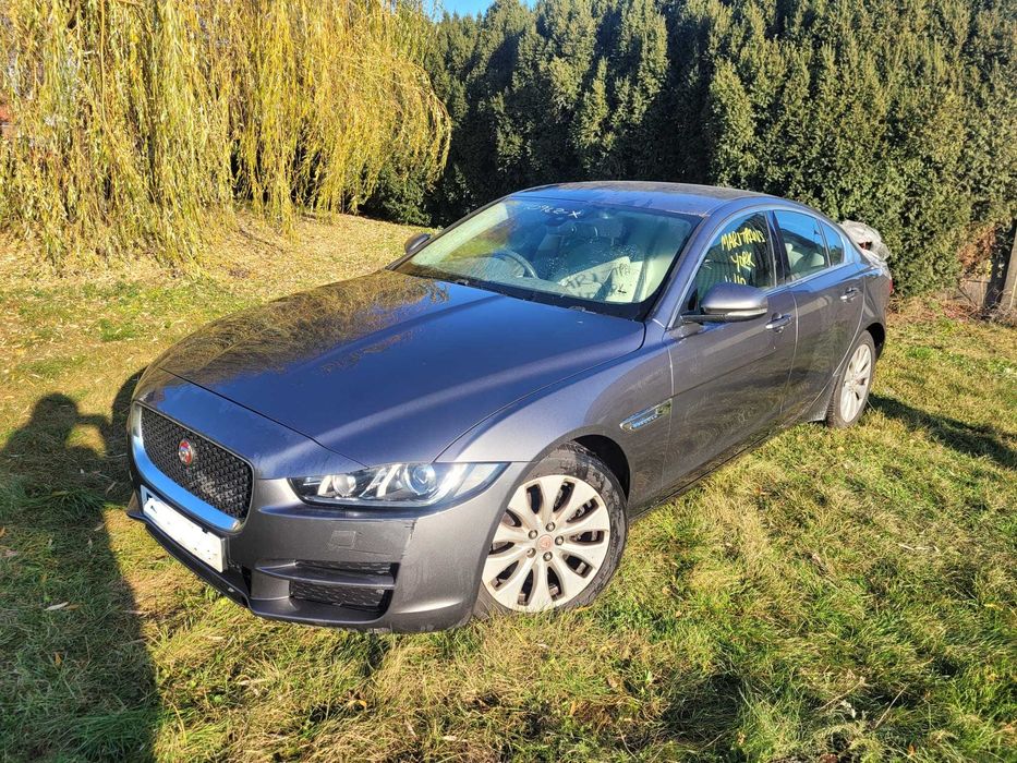 Jaguar XE Nadkole Listwa Lampa Szyba Czołowa Sterownik Silnika Kluczyk