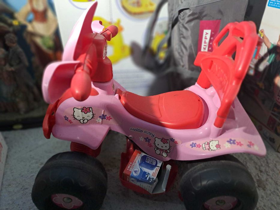 Moto 4 a bateria para criança