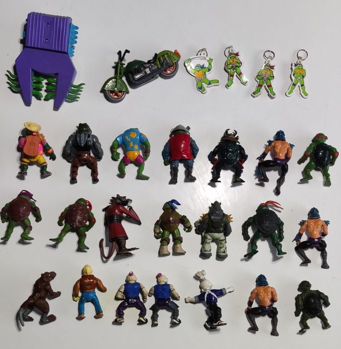 Lote Tartarugas ninja antigos e outros.