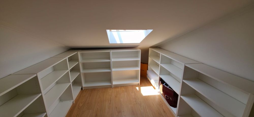 Estantes para livros ou sapatos