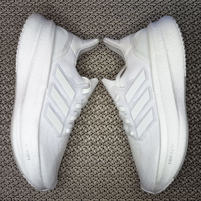 38,40. Кросівки  преміумкласу Adidas Ultraboost 5 Performance White ID8848