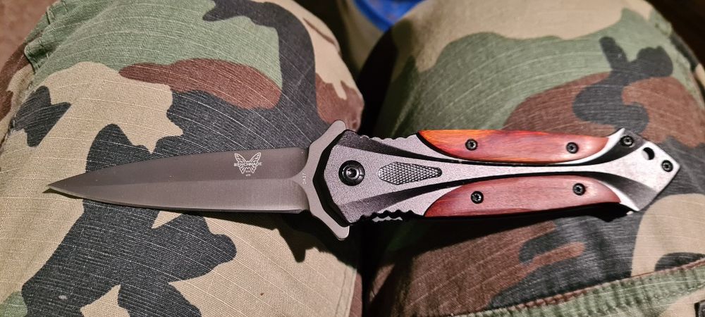 Nóż z Benchmade
