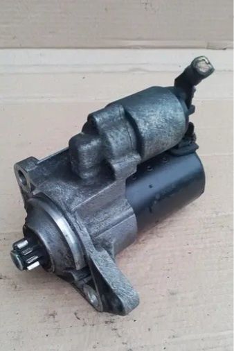 Стартер Volkswagen Golf 4, Bora, Бора, Гольф 4 1.4 - 1.6 16V.