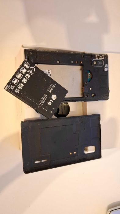 Telefon LG model LG-E610 SWIFT L5, czarny, komplet