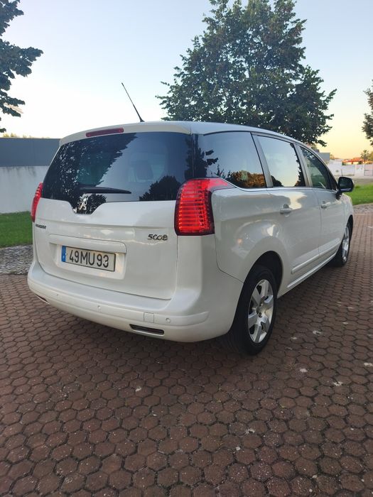 Peugeot 5008 1.6hdi. (Gasóleo)