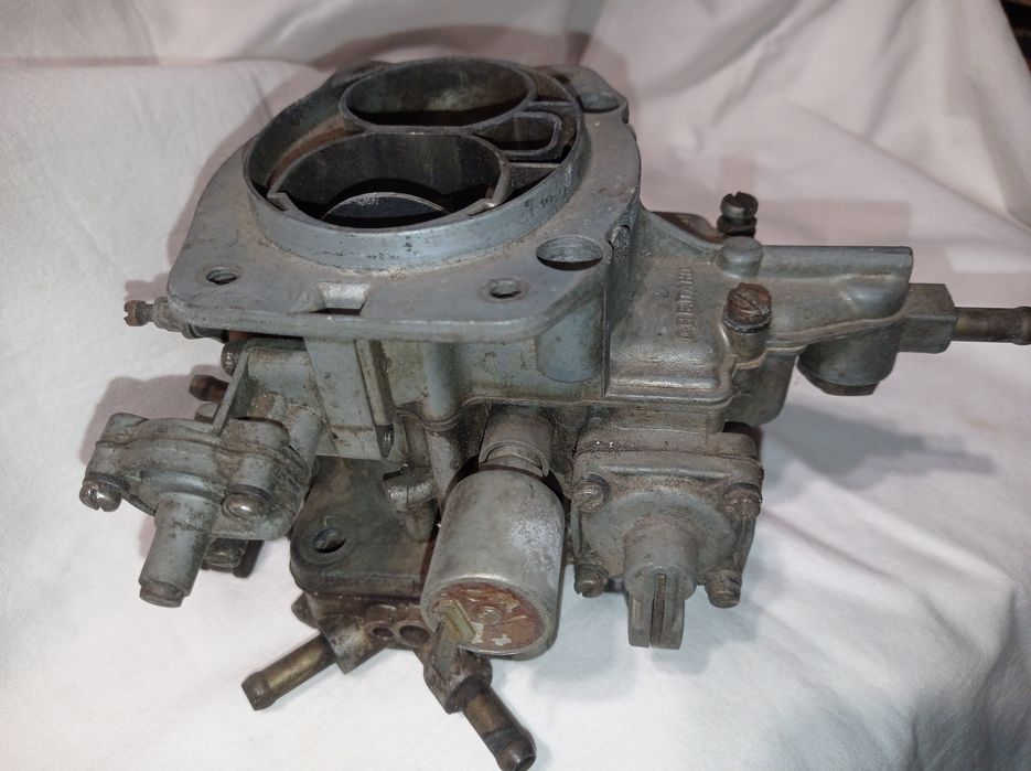 Карбюратор на ВАЗ 2103