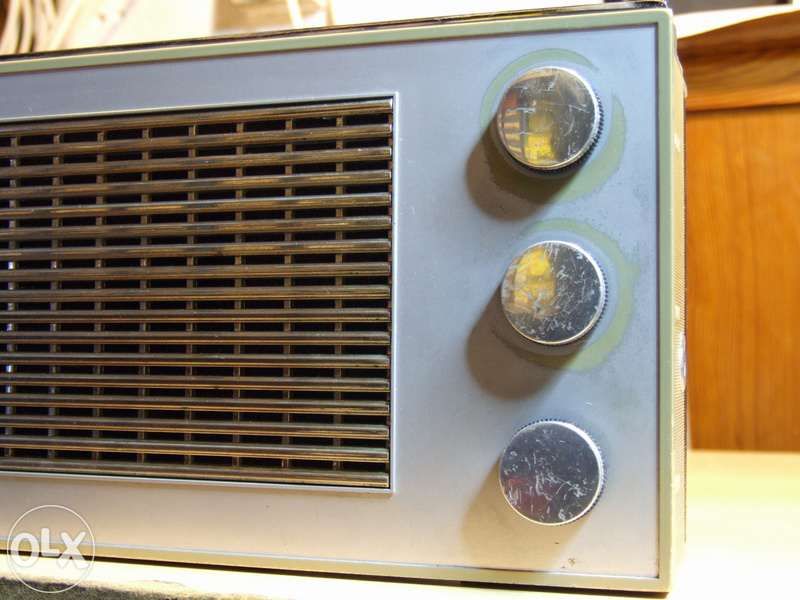 Rádio antigo LA VOIX DE SON MAÎTRE - Anos 60