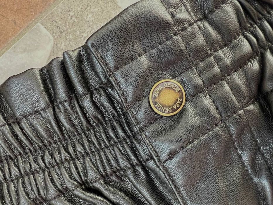 Кожаные шорты Zara