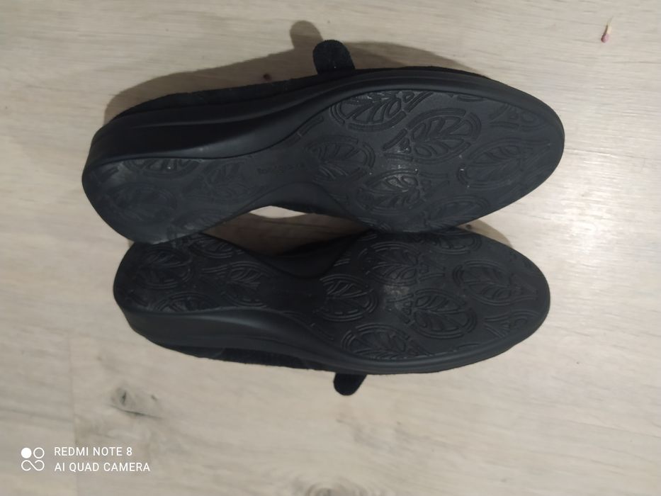 Замшеві туфлі -кросівки footglove 40