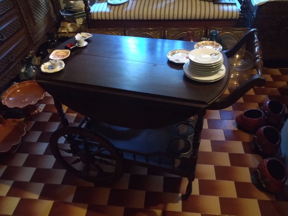 Carrinho de Chá em Madeira