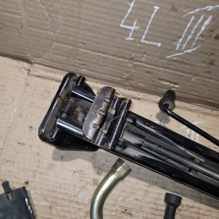 Lewarek klucz do kół vw sharan galaxy Alhambra mk1 lift 2002r