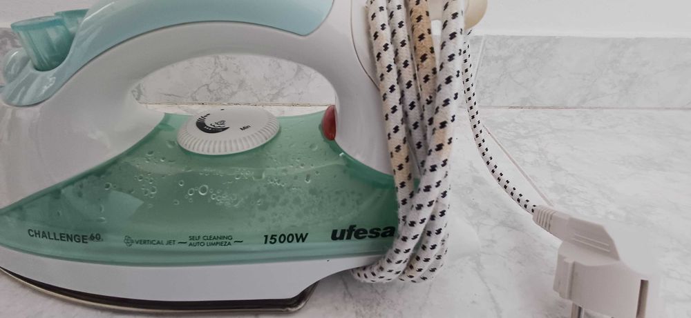 Ferro a Vapor Ufesa