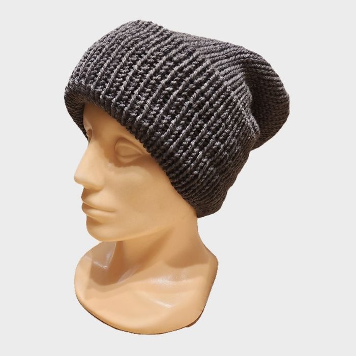 Ręcznie robiona czapka beanie  z wełny z YAKA