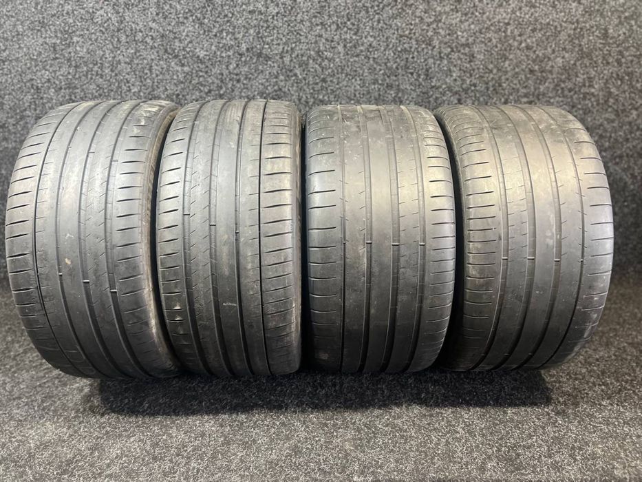 Michelin різноширокі 295/35R21 і 325/30R21 Pilot Super Sport-Pilot Sport 4S