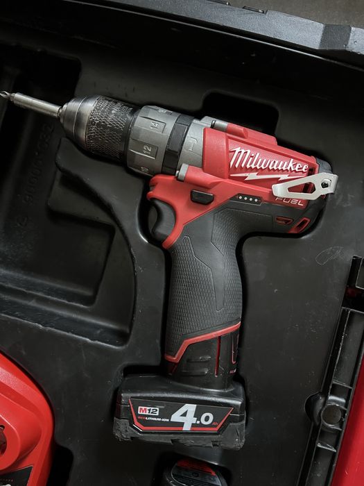 Безщітковий Акум.ударний шуруповерт Milwaukee M12 CPD