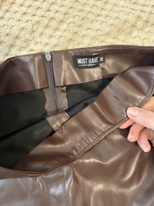 Спідниця зі штучної шкіри MustHave