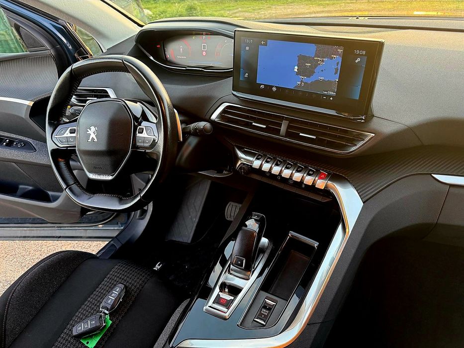 Peugeot 3008 1.5 BlueHDi — photo 4