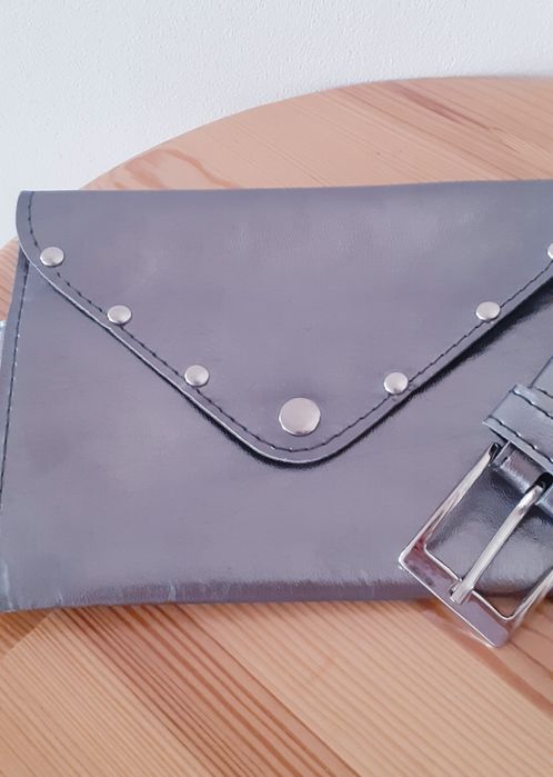 Сумочка поясна / клатч