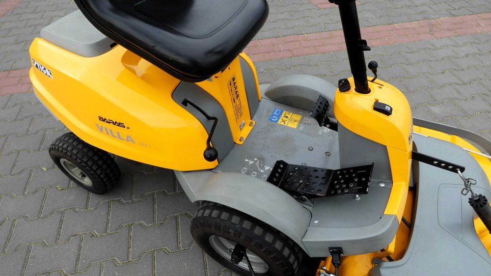Traktorek kosiarka Stiga Villa HONDA GXV (150501.6) - Baras