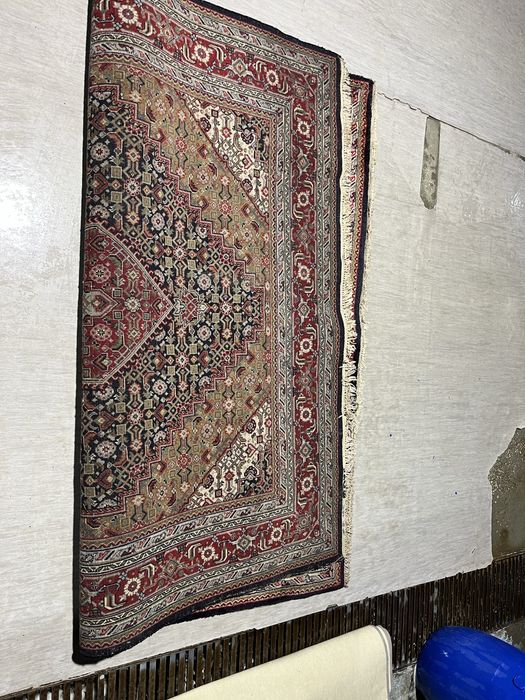 Tapete Oriental Persa Artesanal – Peça de Coleção em Excelente Estado