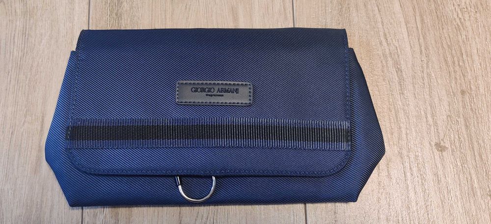 NOWA Kosmetyczka podróżna GIORGIO ARMANI oryginalna elegancka travel