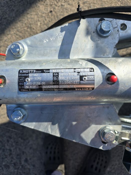 Лавета, автовоз, лавет для перевезення авто