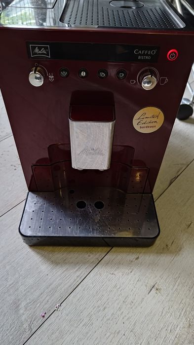 Ekspres ciśnieniowy do kawy melitta caffeo bistro limiter edition