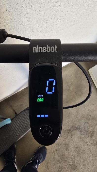 Trotineta ninebot