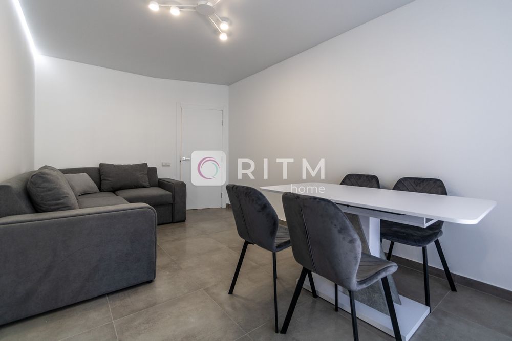 Здається в оренду квартира з меблями і технікою в центрі міста