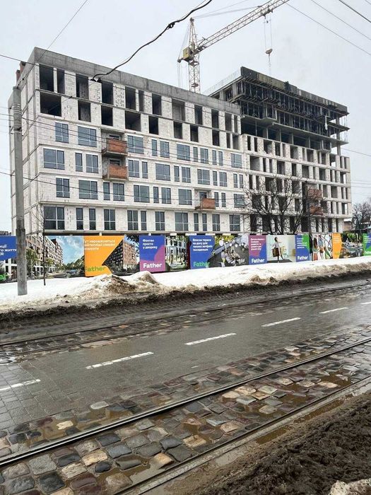 Продаж Фасадного приміщення 123 м2., вул. Промислова Без Комісії