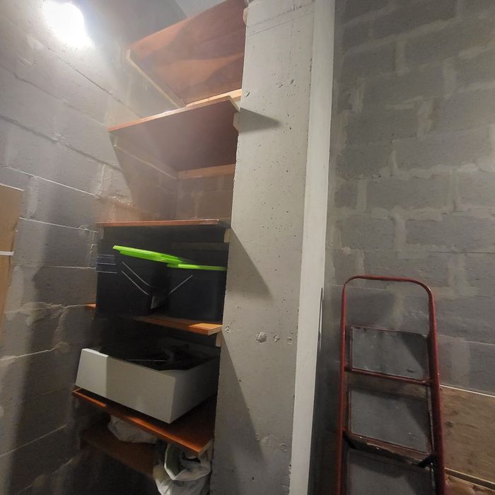 Здам в оренду, продам Комірка 7.11 м2 Варшавський 2