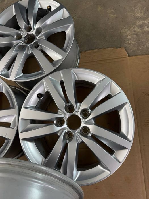 Легкосплавні диски Peugeot 308 , 508